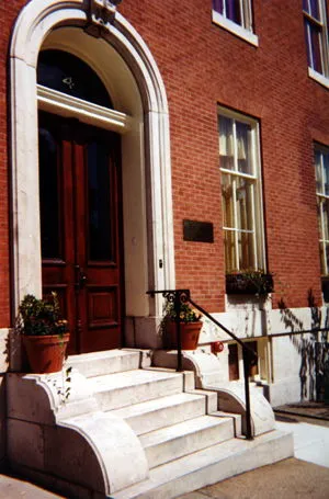 4 East Madison Inn