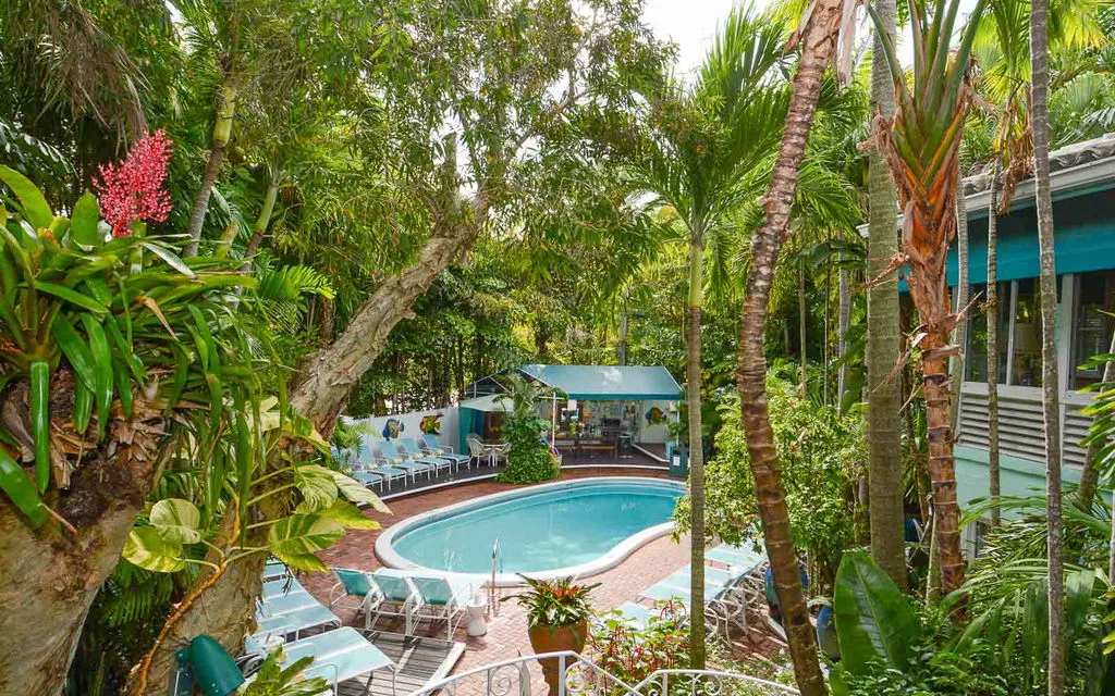 Pineapple Point Guest House