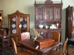 Jere's Antiques