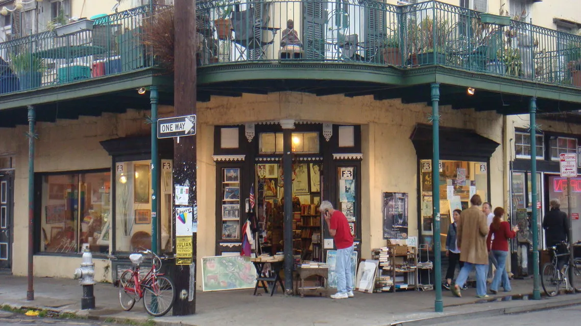 Frenchmen Art and Books