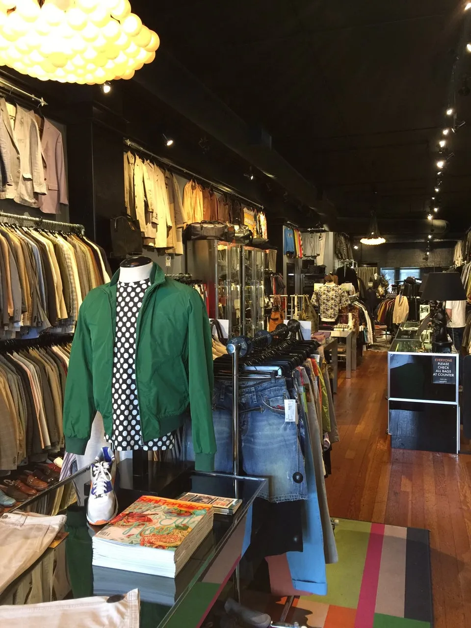 Sui Generis Consignment