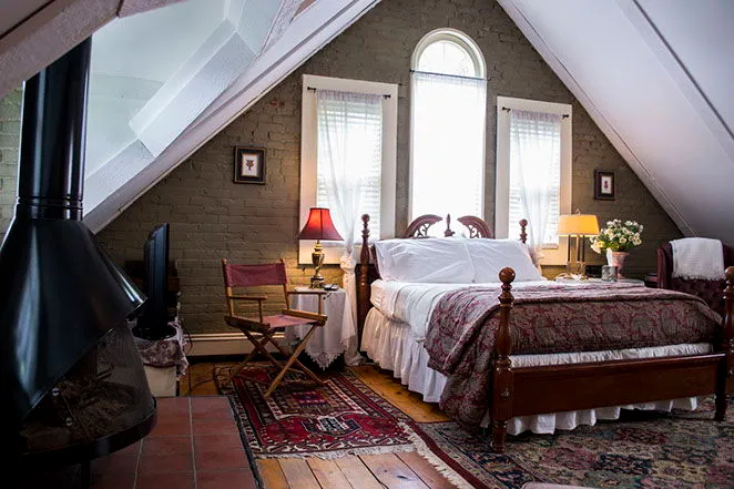 Clifford House Bed & Breakfast