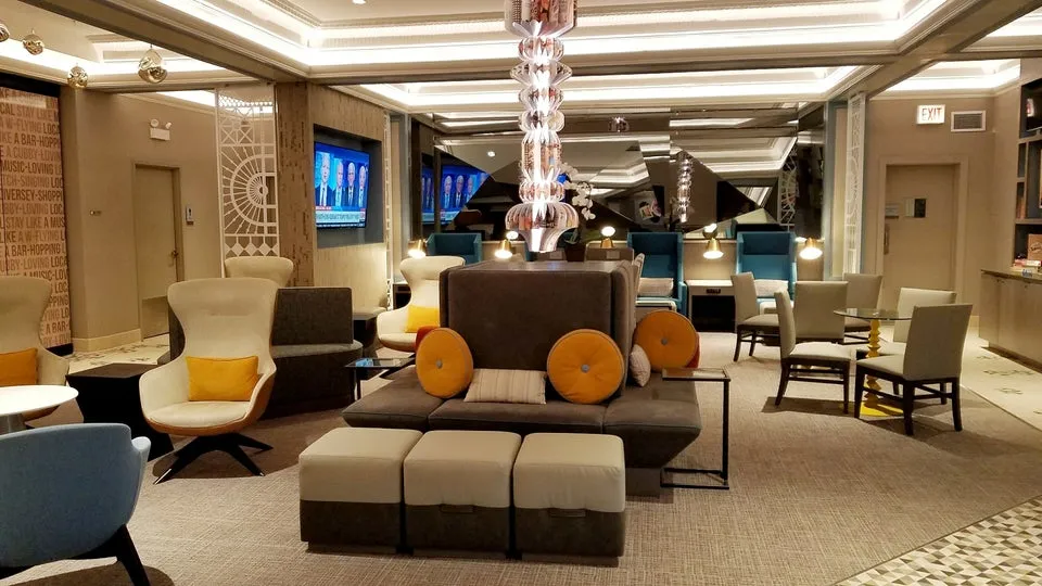 Hotel Versey Days Inn by Wyndham Chicago