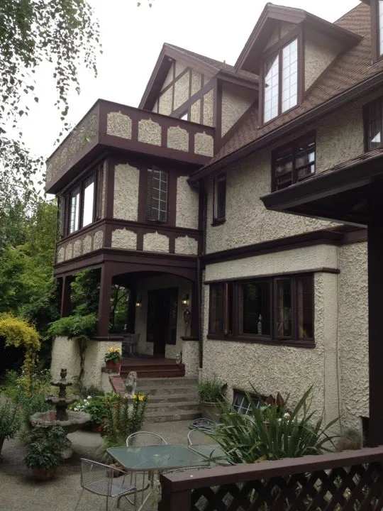 Bacon Mansion