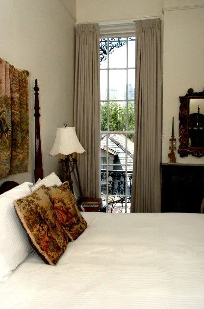 Lafitte Hotel & Bar