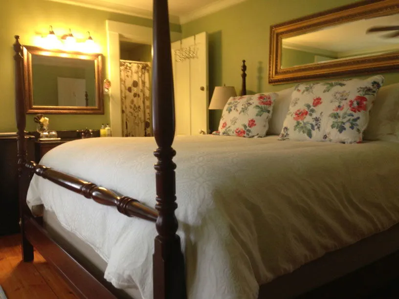 Scotch Hill Inn
