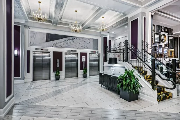 Hotel Indigo Dallas Downtown  Formerly: Dallas Aristocrat