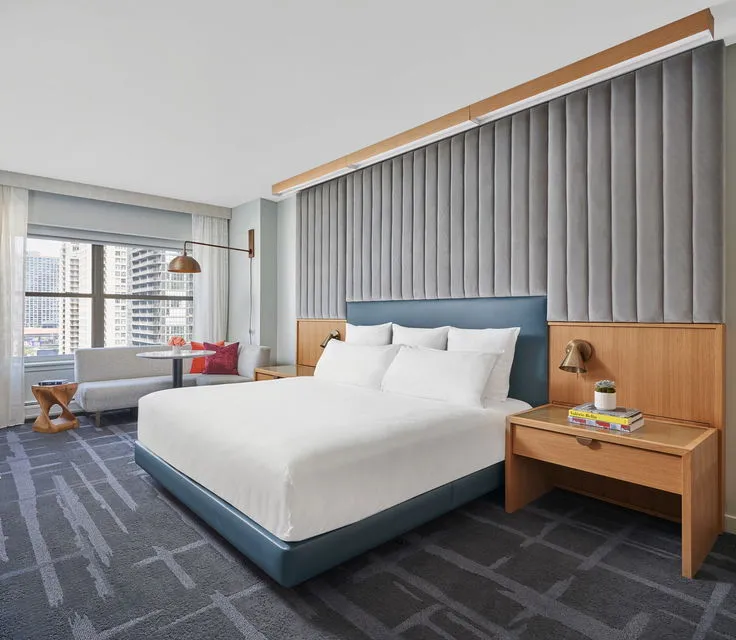 21c Museum Hotel Chicago  Formerly: James Hotel