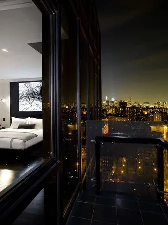 SIXTY LES Hotel