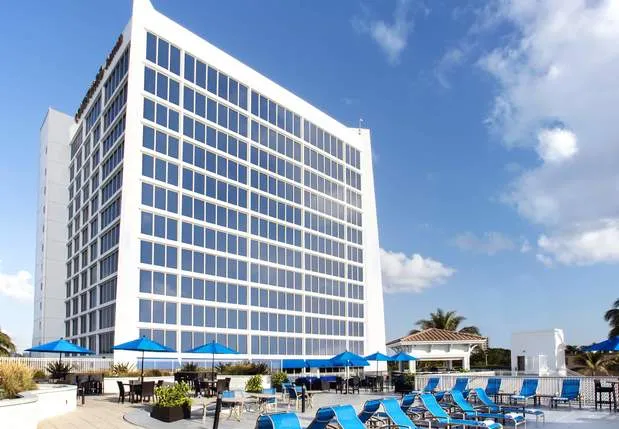 Courtyard by Marriott Fort Lauderdale Beach