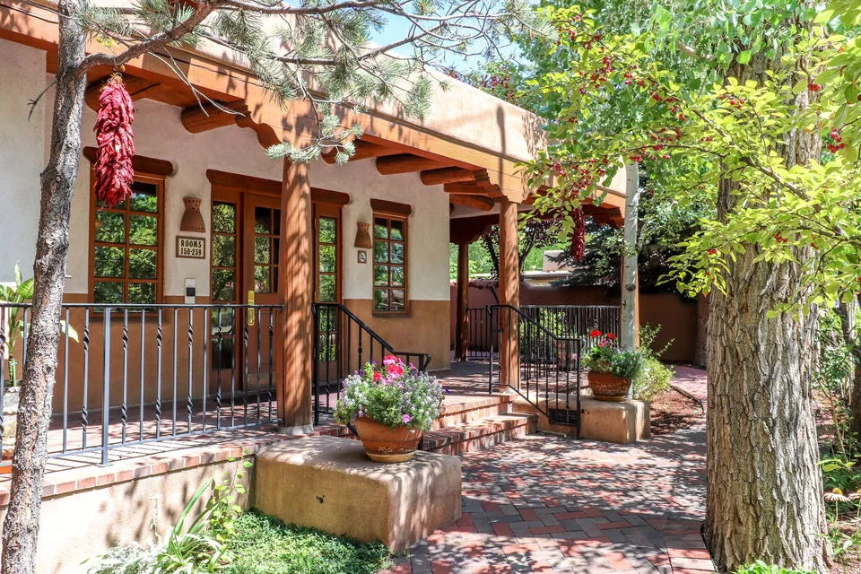 Inn on the Alameda