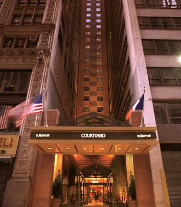 Courtyard by Marriott New York Manhattan
