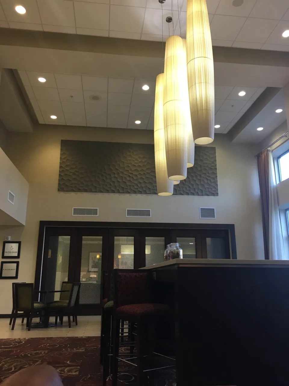 Hampton Inn & Suites Pittsburgh Downtown