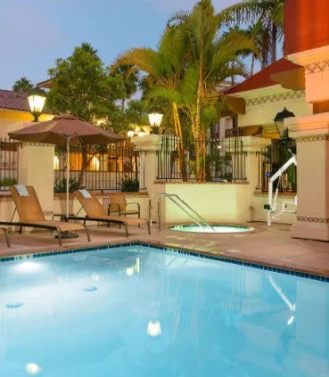Courtyard by Marriott San Diego Old Town