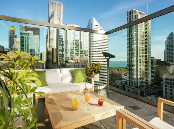 theWit Chicago - a DoubleTree by Hilton Hotel