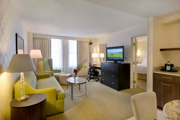 Hampton Inn and Suites Chicago Downtown