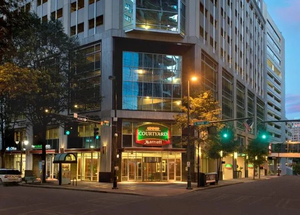 Courtyard Charlotte City Center