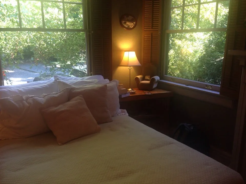 North Lodge On Oakland Bed & Breakfast