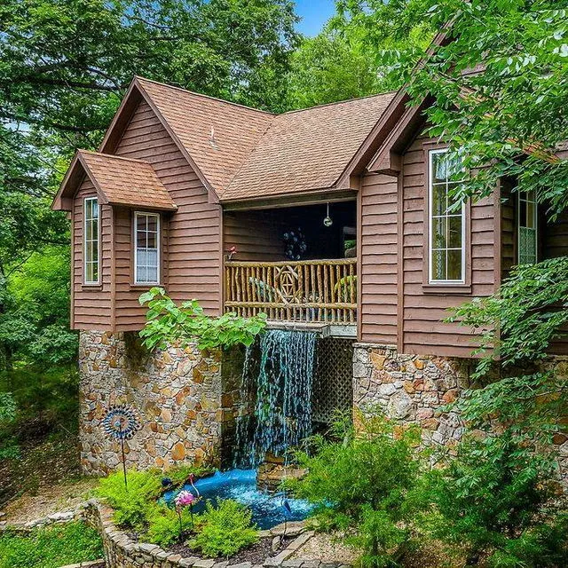 The Woods Cabins