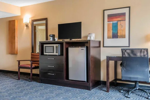 Country Inn & Suites at Mall of America