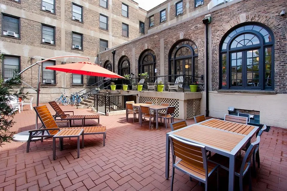 Chicago Getaway Hostel