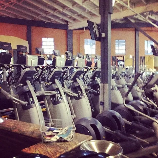 Fitness SF, Brannan Street  Formerly: Gold's Gym