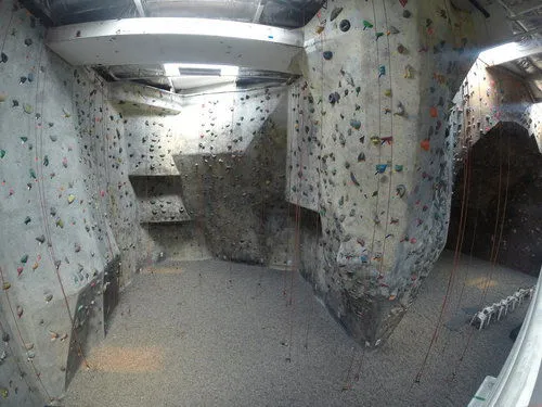 Vertical Hold  Formerly: Solid Rock Gym
