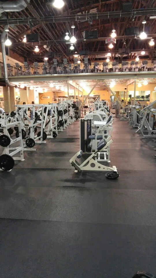 24 Hour Fitness