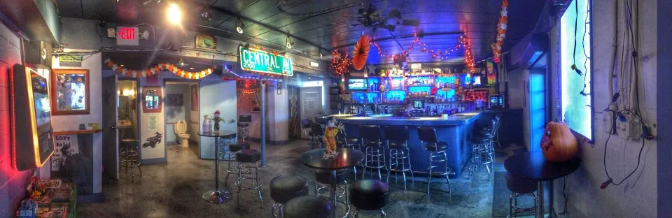 Lucky Star Lounge