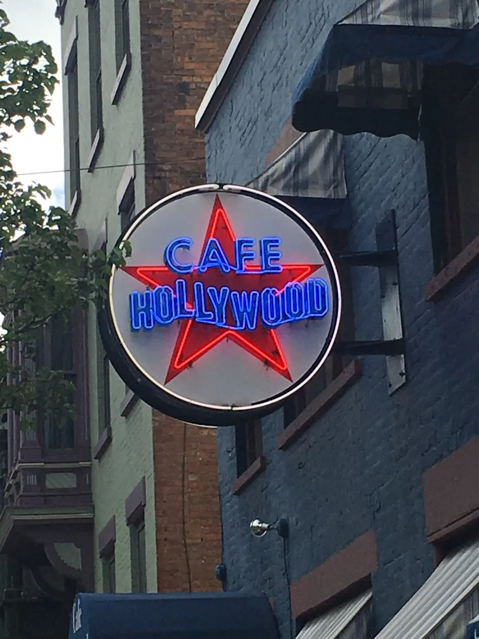 Cafe Hollywood