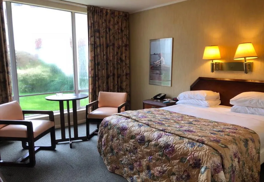 Gateway Inn
