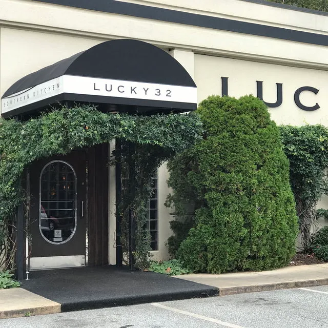 Lucky 32 Southern Kitchen