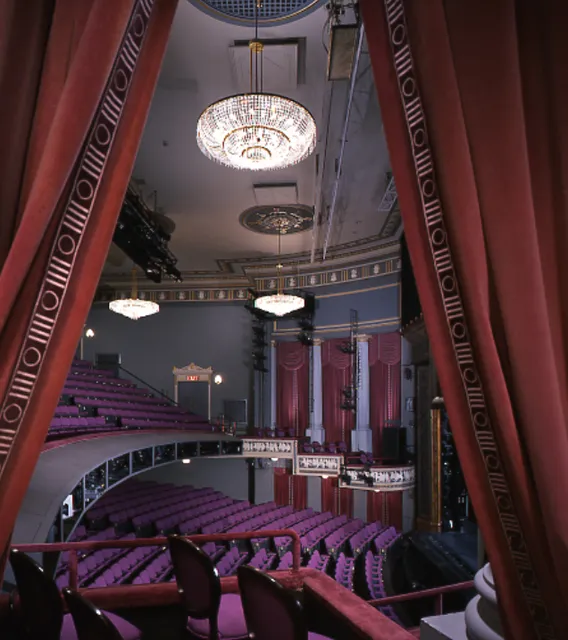 Broadhurst Theatre