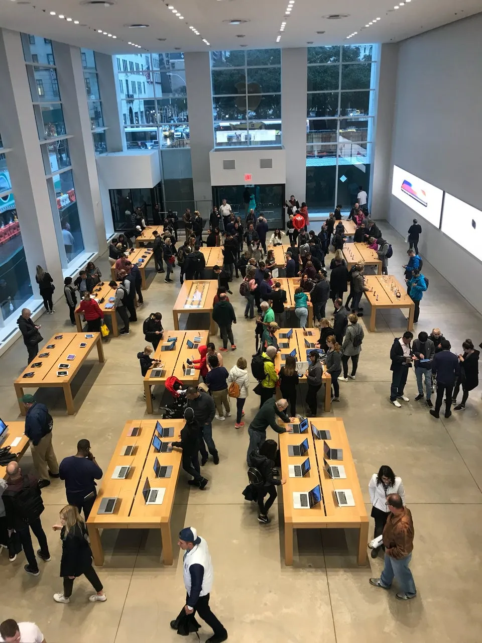 Apple Store Fifth Avenue