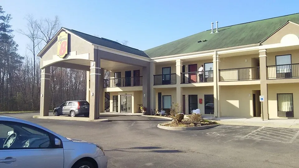 Super 8 Petersburg
