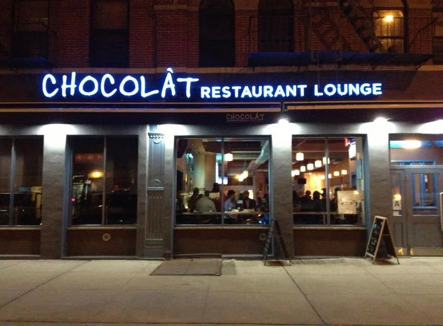 Chocolat Restaurant & Bar