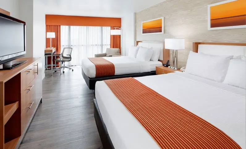 San Antonio Holiday Inn - Riverwalk Hotel
