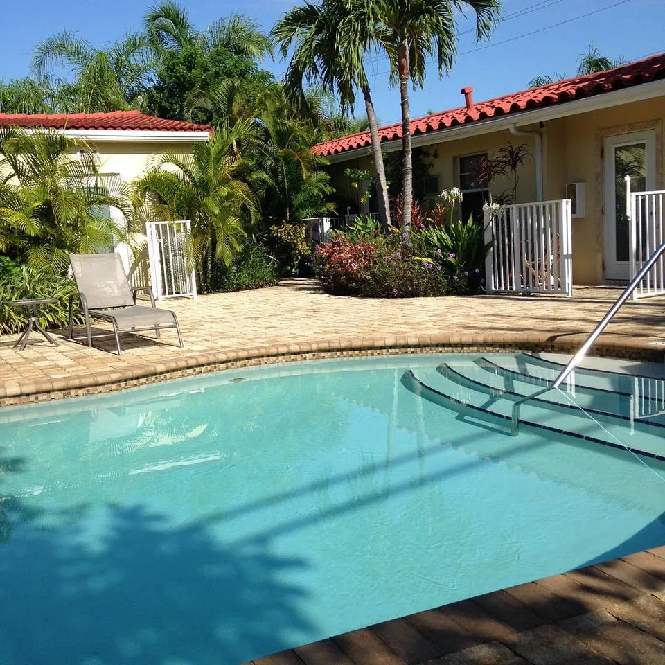 Seacrest Paradise Boutique Hotel