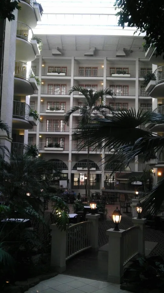 Embassy Suites by Hilton Denver Tech Center North