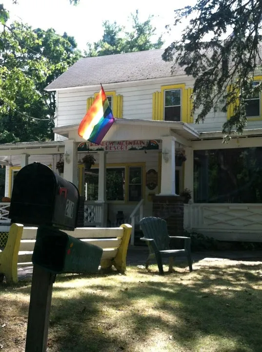 Rainbow Mountain Resort Hotel