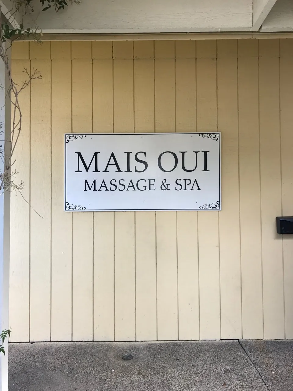 Mais Oui Massage & Spa Cottage