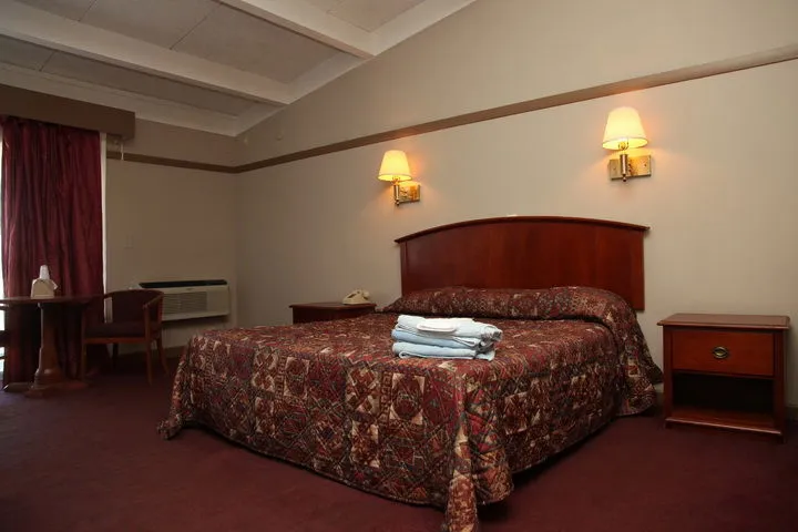 Executive Inn