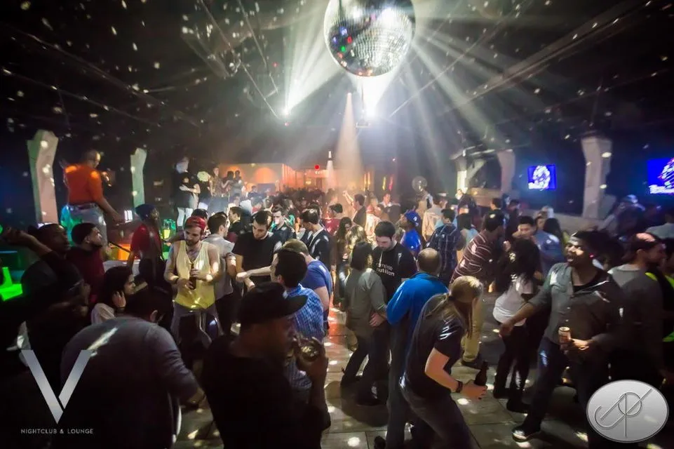Lit Lounge