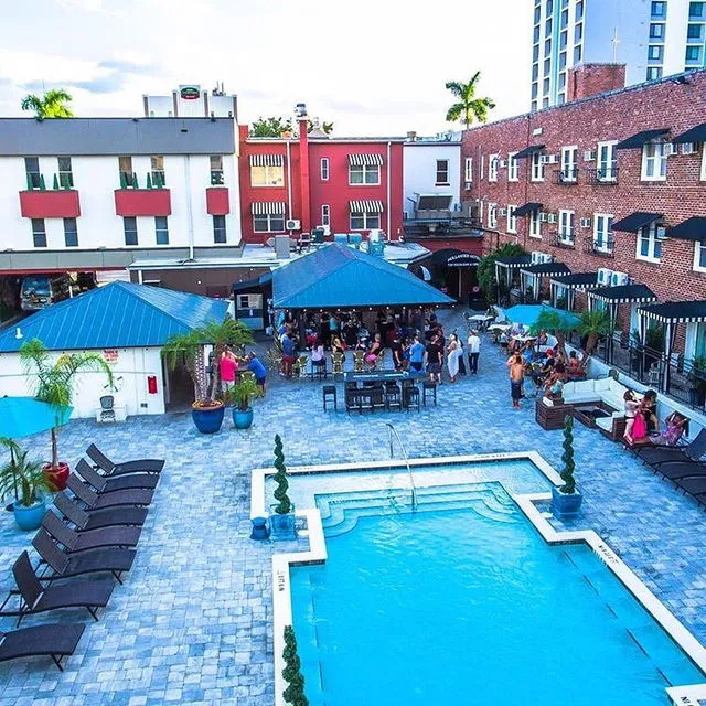 Hollander Hotel St. Petersburg / Downtown