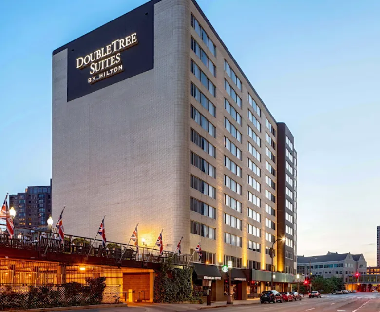 Double Tree Suites by Hilton Minneapolis