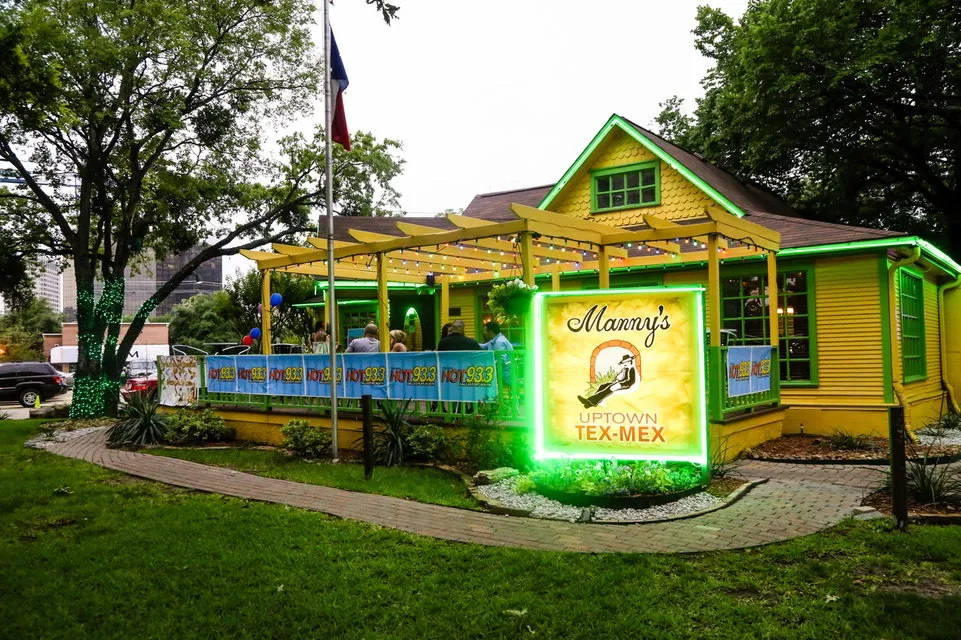 Manny's Uptown