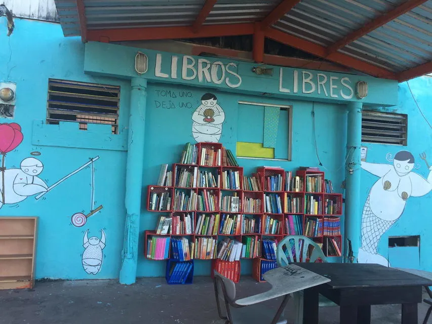 Libros Libres, Calle Loiza