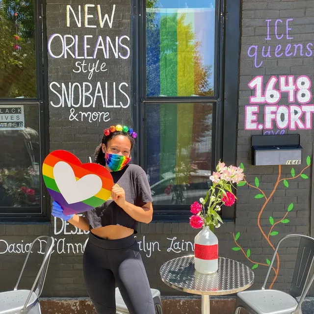 Ice Queens Snowball Shop