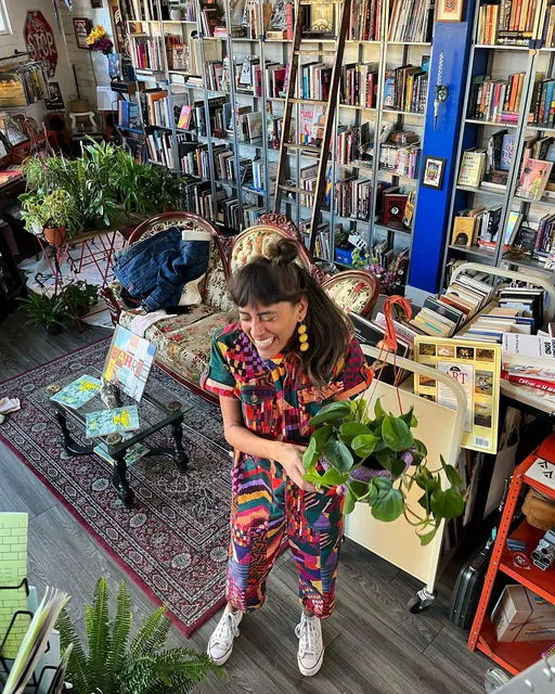 Libélula Books & Co