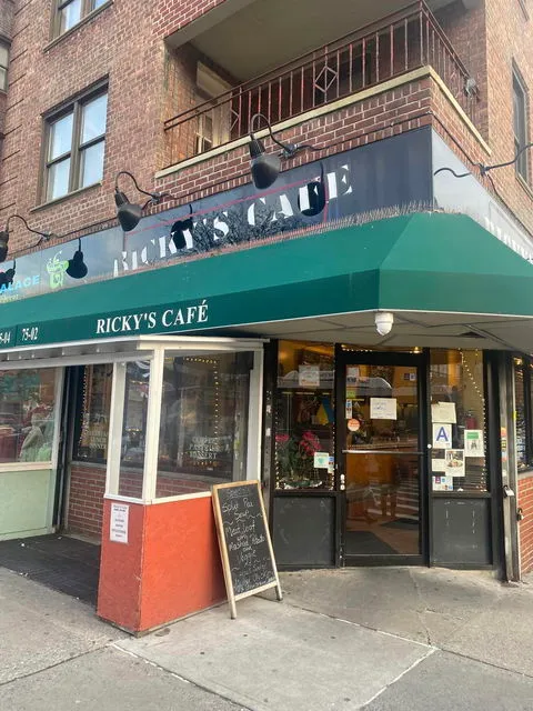 Ricky's Cafe